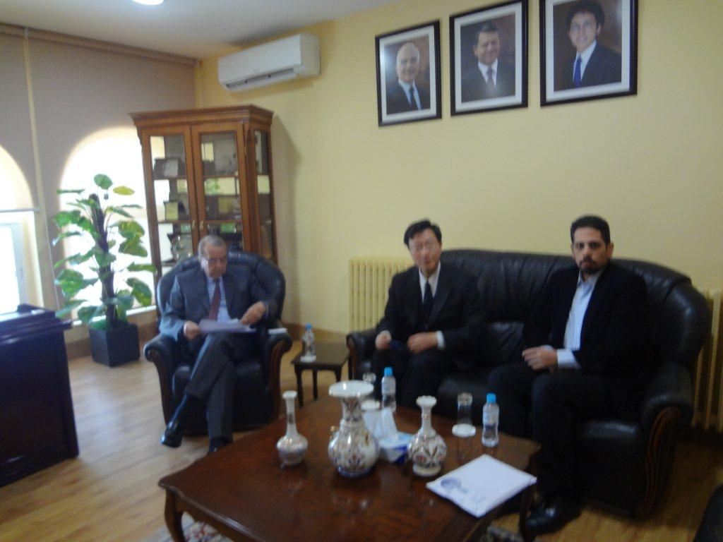 HE Mr. Hamdi TAbba’a receives the Director of the economic department atTaiwan Embassy