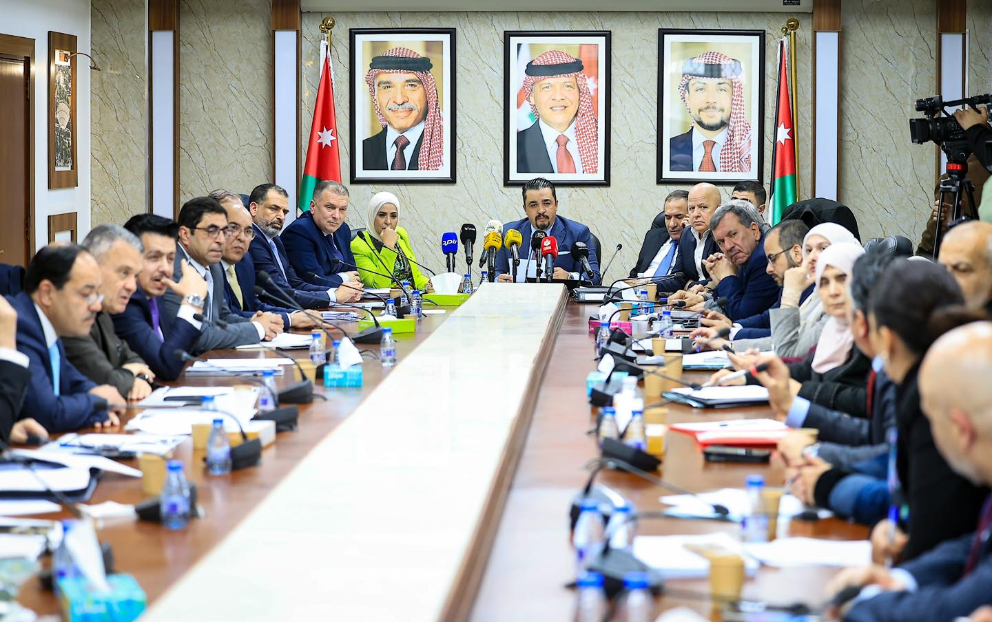 “العمل النيابية” تناقش معدل الضمان مع جمعيتي البنوك ورجال الأعمال